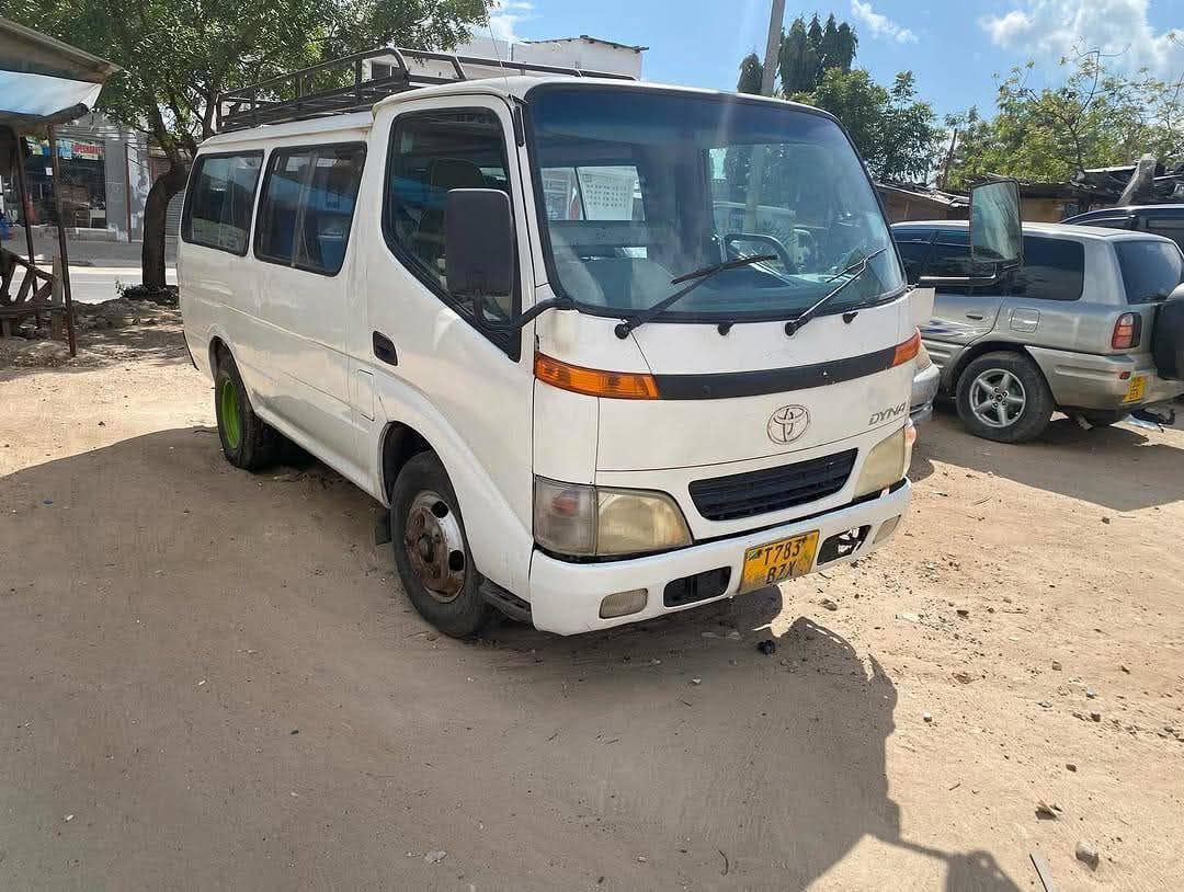 used toyota hiace