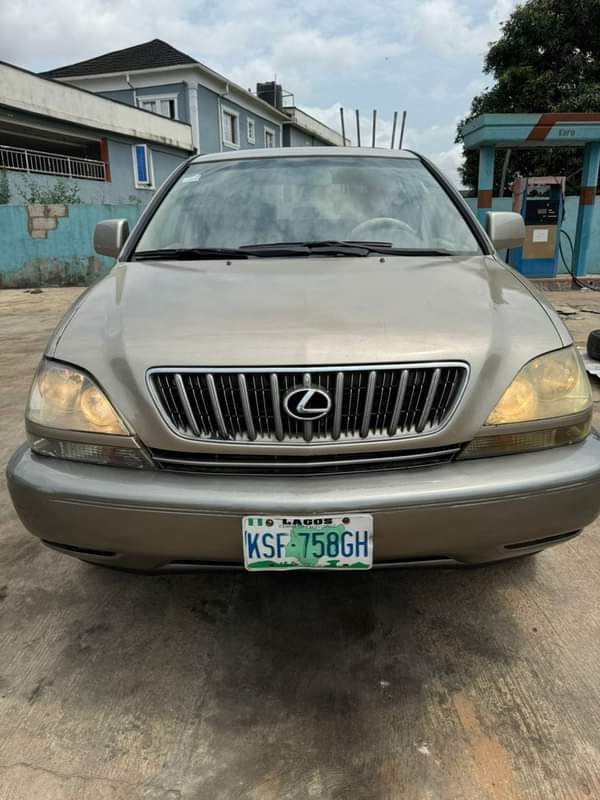A picture of LEXUS RX300 WITH UNTOUCHED ENGINE AND GEAR AC WORKING PERFECTLY