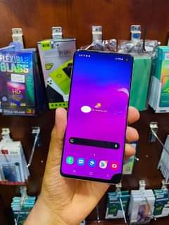 A picture of SAMSUNG S10