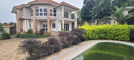 A picture of Home on sale Entebbe Mpala estate 5bedrooms 6bathrooms swimming pool