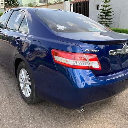 A picture of Toyota Camry 2011