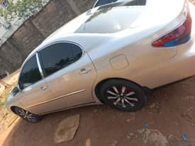 A picture of 2006 Lexus Es 330 Full option with reverse camera