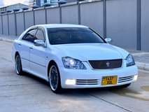 A picture of Toyota crown ATHLET DQL