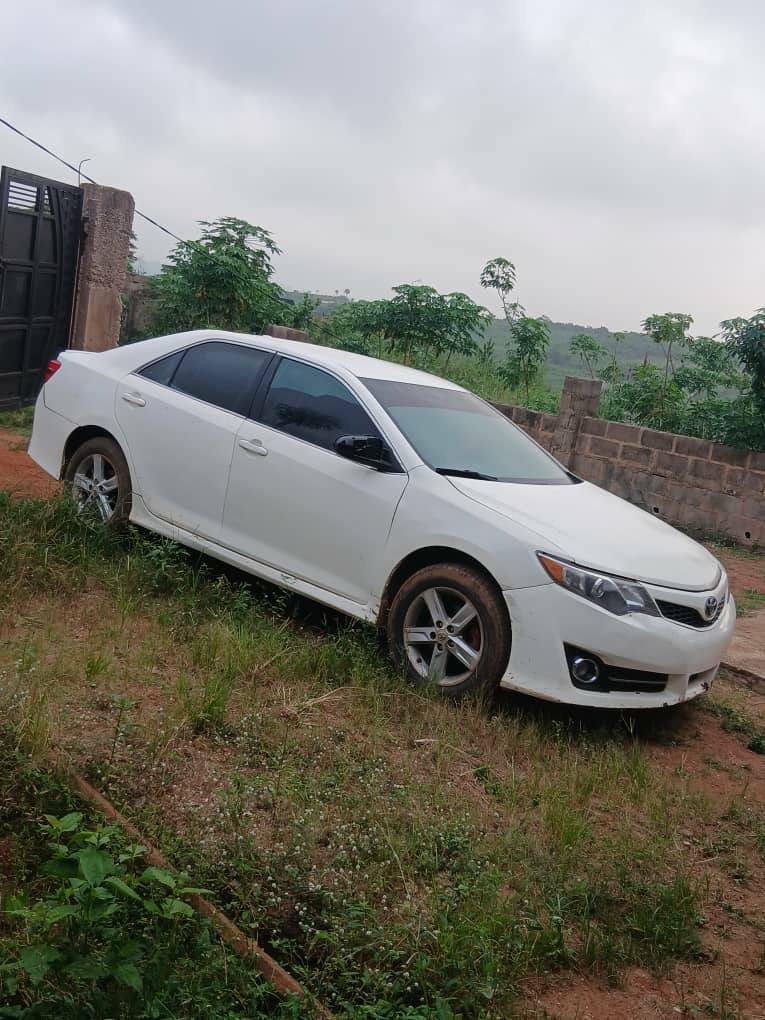 A picture of Toyota Camry 2012 2013