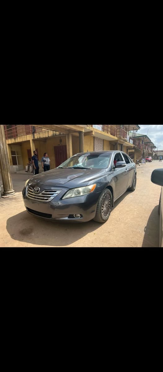A picture of Toyota Camry 08model