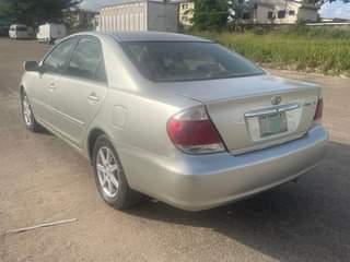 A picture of CAMRY 06