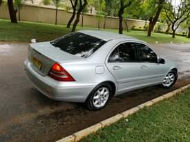 classifieds/cars mercedes