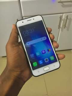 A picture of oppo A57 32gb
