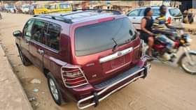 A picture of Toyota Highlander 05
