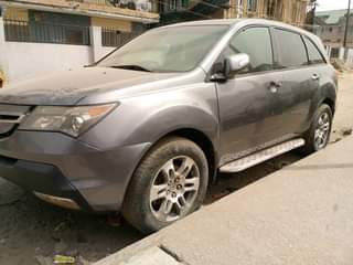 A picture of Acura MDX 08