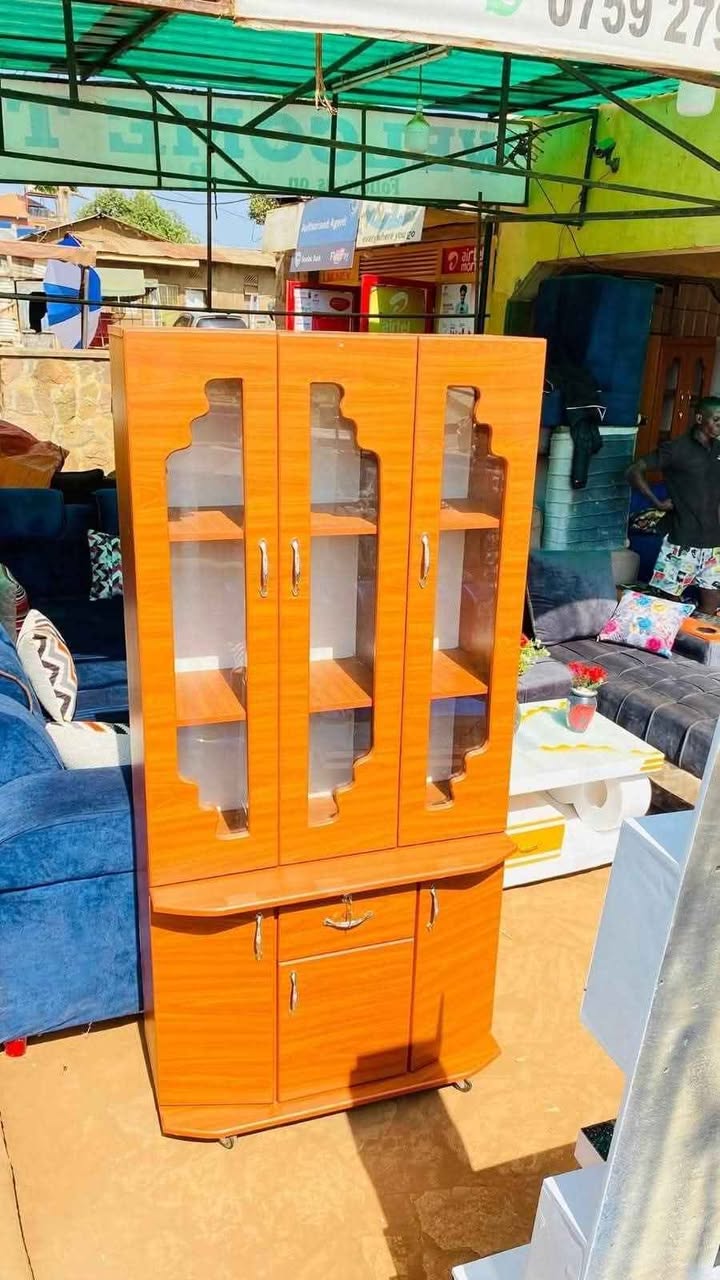 A picture of Sideboard