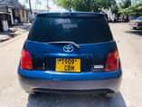 A picture of TOYOTA IST