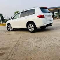 A picture of Toyota Highlander limited edition 2008