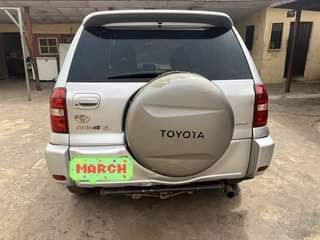 A picture of Toyota RAV4 2005 Model