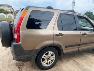 A picture of Honda crv toks standard
