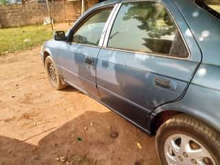 A picture of Toyota Camry 01