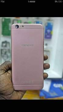 A picture of OPPO F1s