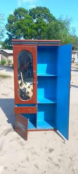 A picture of NAUza kabat la nguo mbao ngum Bei 230 nipgie 0689319654