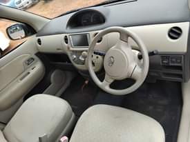 A picture of Toyota sienta