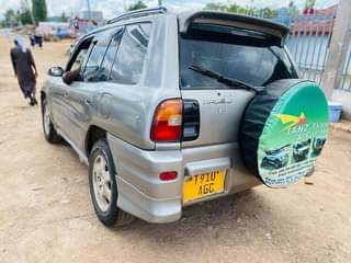 A picture of Toyota rava 4 million 4 3 Ipo mwanza Automatic Engine