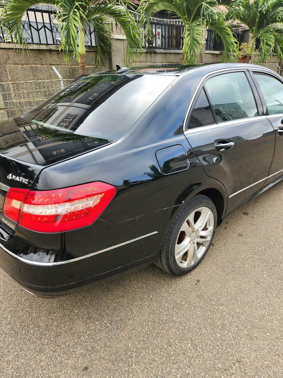 A picture of 2010 Mercedes Benz E Class