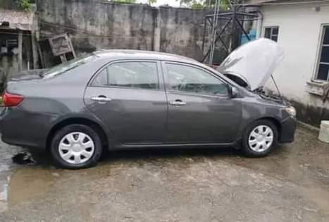 A picture of 2010 Toyota 2010 Sedan