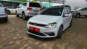 Sandile M.