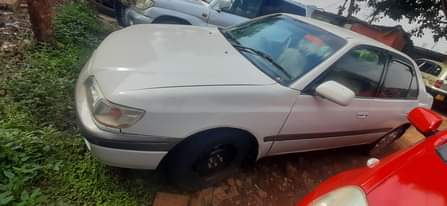A picture of Toyota premio UGX 7 500 000