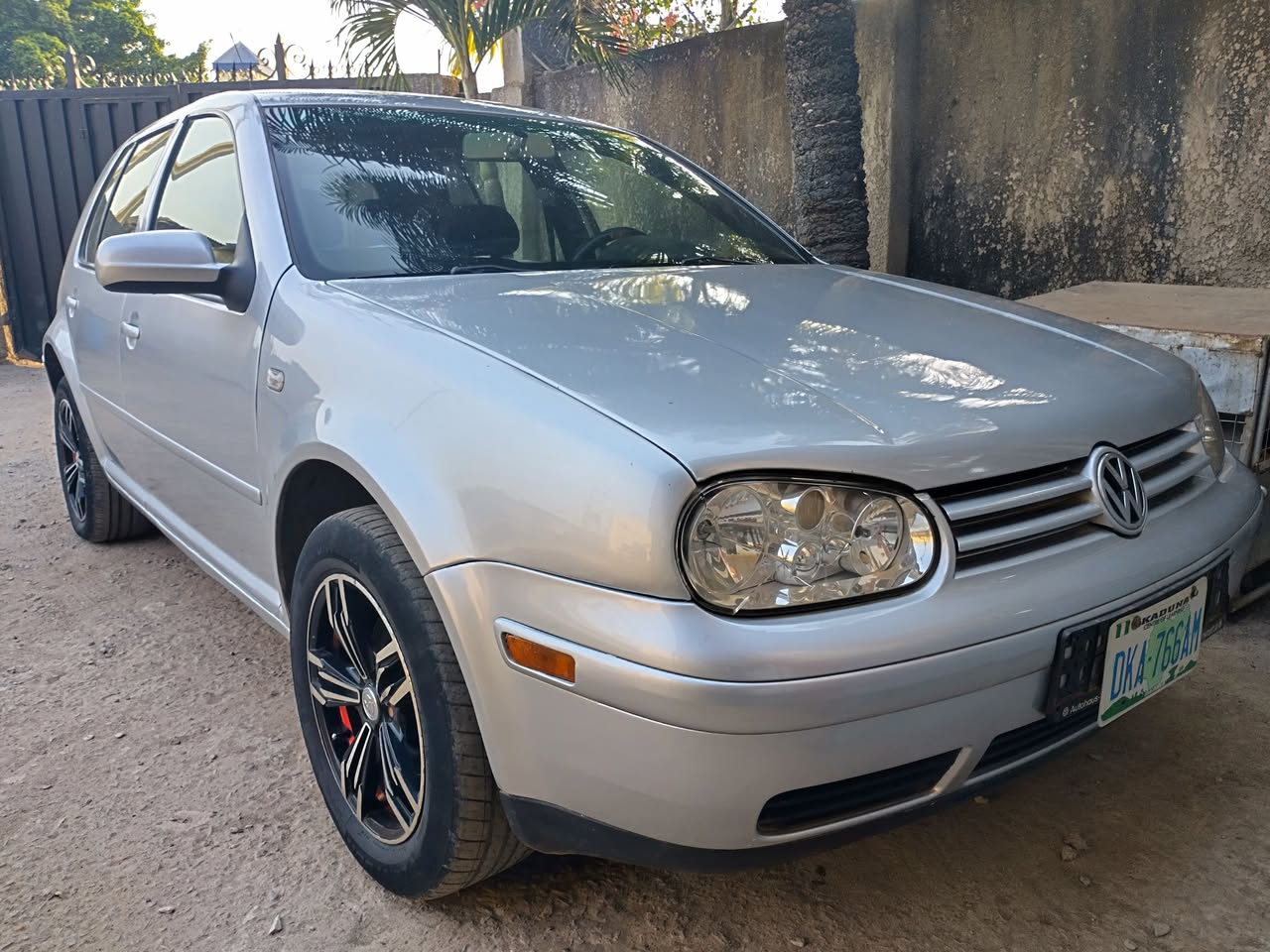 A picture of golf 4.