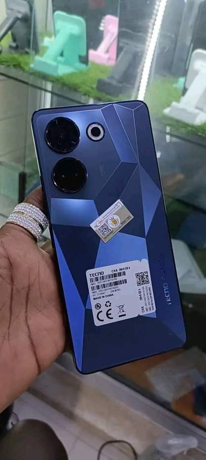 tecno camon