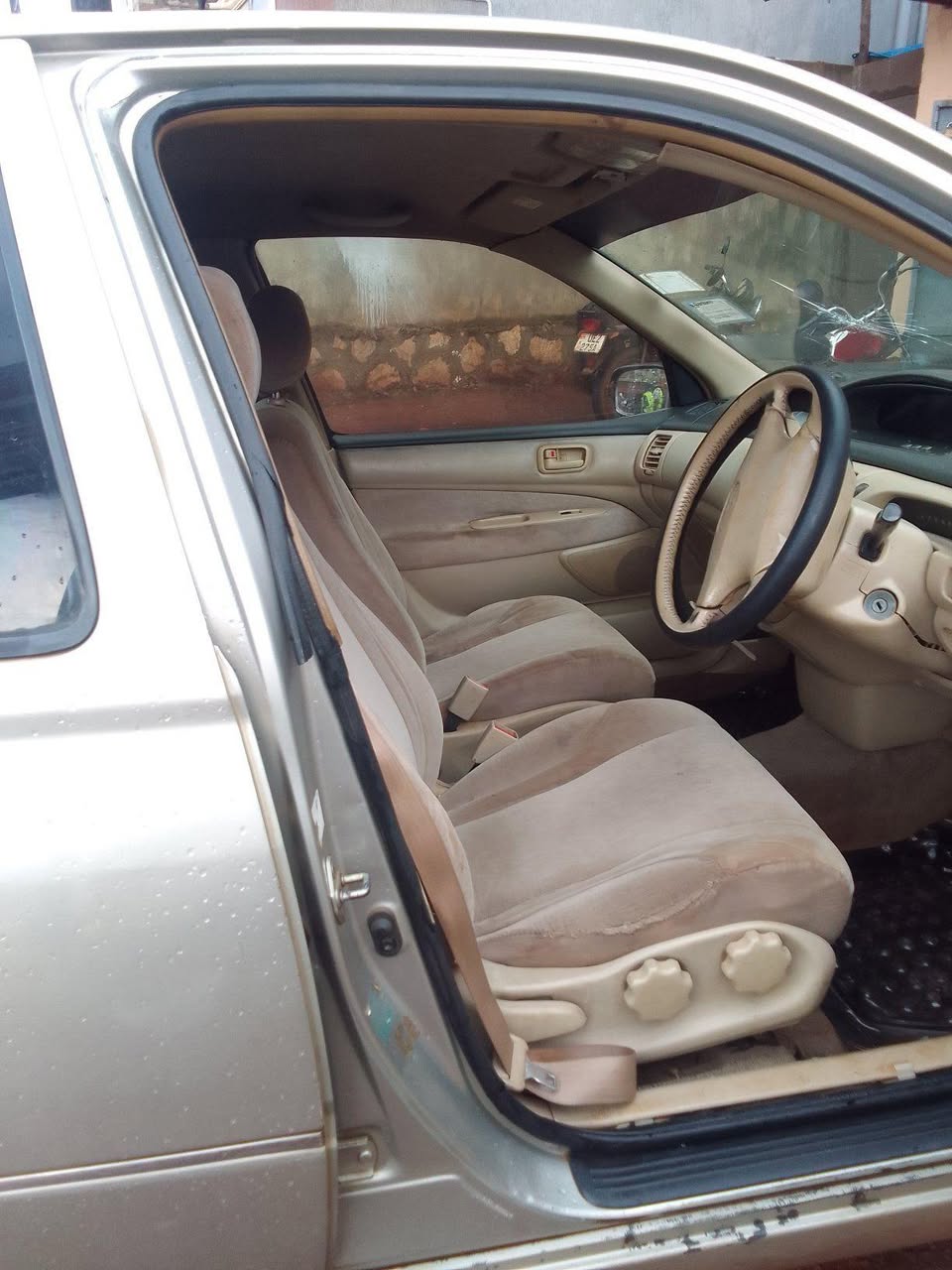 A picture of Ardeo car