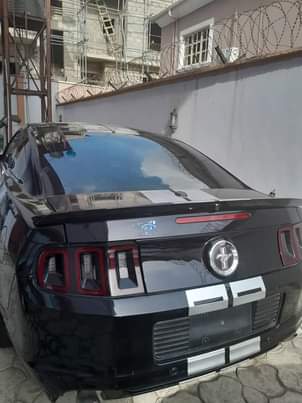 A picture of Ford Mustang 2010 11M