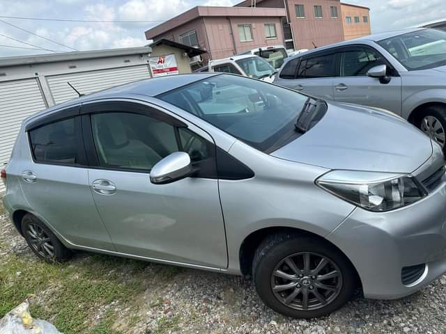 A picture of 2011 Toyota Vitz