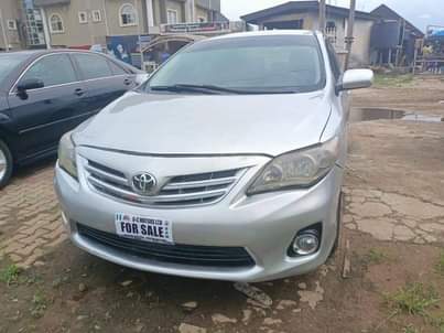 A picture of 2013 toyota corolla 2013 model