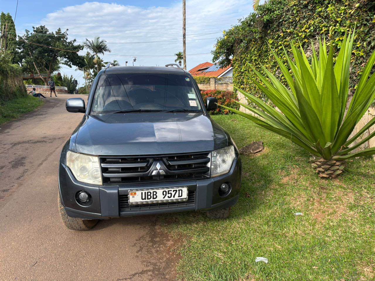 A picture of Mitsubishi manual diesel 26m