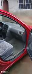 A picture of Toyota Avensis 2002