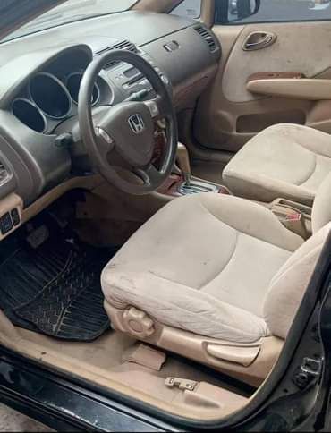 A picture of Honda city 2007 Engine and Gear perfect Ac needs attention