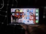 A picture of i phone 7 plus with 128gb