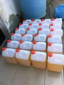 A picture of Sunflower cooking oil