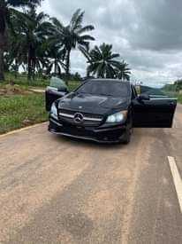 A picture of Mercedes Benz Cla250 for sale everything working perfectly fine buy