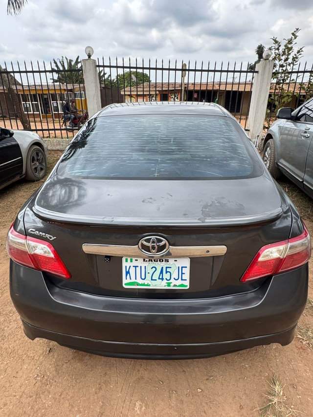 A picture of Toyota Camry 2008 Fullest option V6 engine First body just