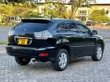 A picture of PRICE 26 8 MIL Contacts 0620858707 0657262757 2005TOYOTA HARRIER DVG