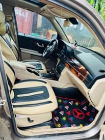 A picture of 2009 Mercedes Benz GLK