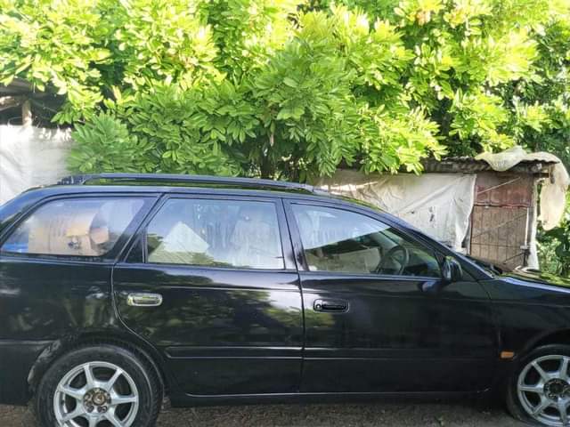 toyota caldina
