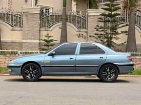 A picture of Peugeot Prestige 406