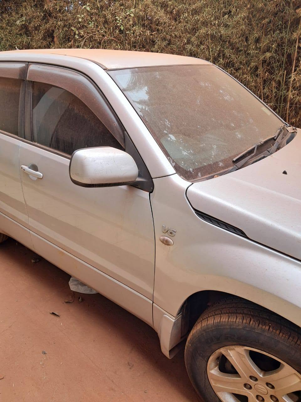 A picture of Available Uhs 12m 0702549830