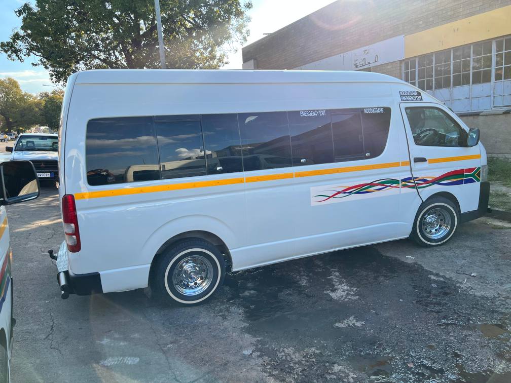 used toyota hiace