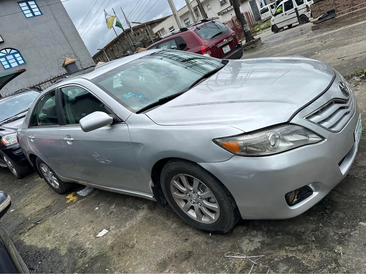 A picture of Sharp 2010 Toyota Camry 4plugs 7m naira only