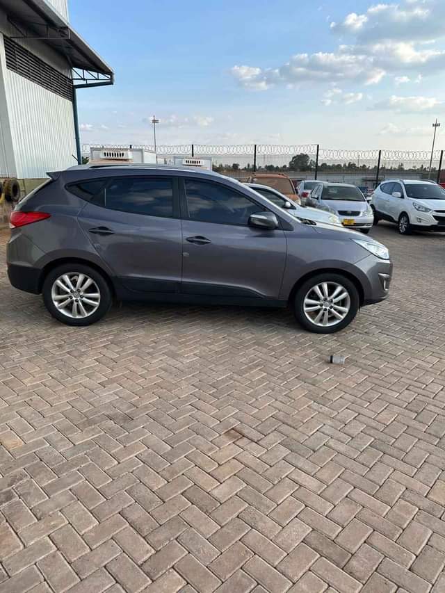 hynduai tucson