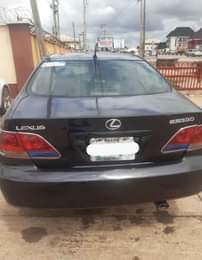 A picture of Lexus Es300
